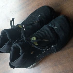 Jordan Retro 17 XVII size 11 all black. Very rare!